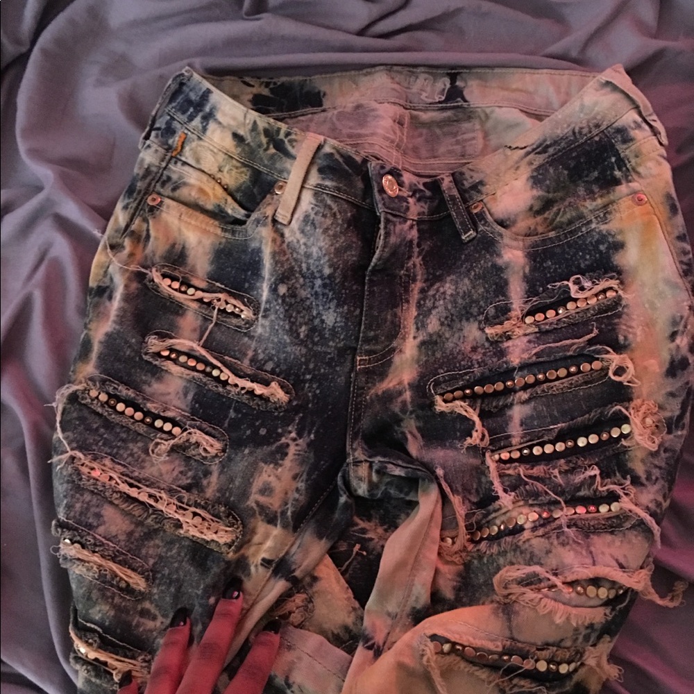 Robins - Picture 2 of 2